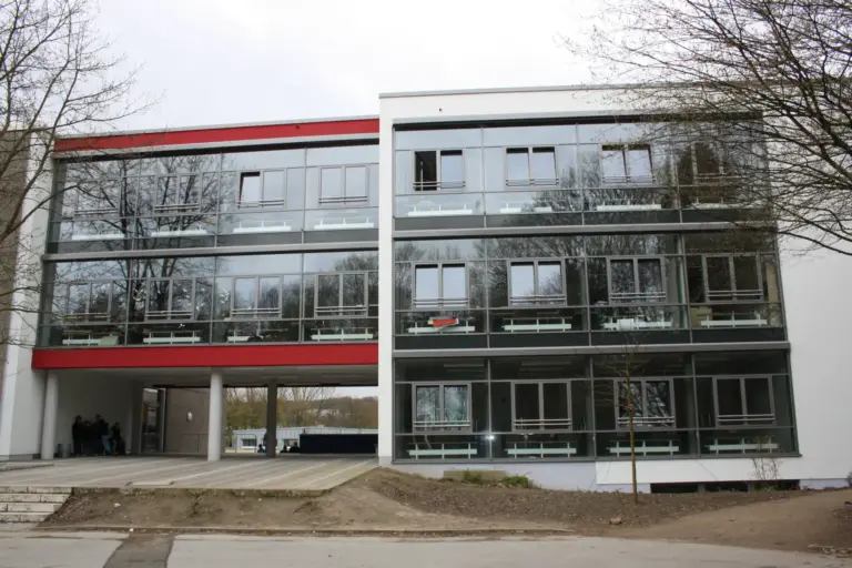 almeg-metalbau-schwerin--Gymnasium Ennepetal-07